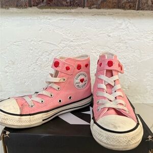 Converse Pink embroidered roses Youth Sneakers